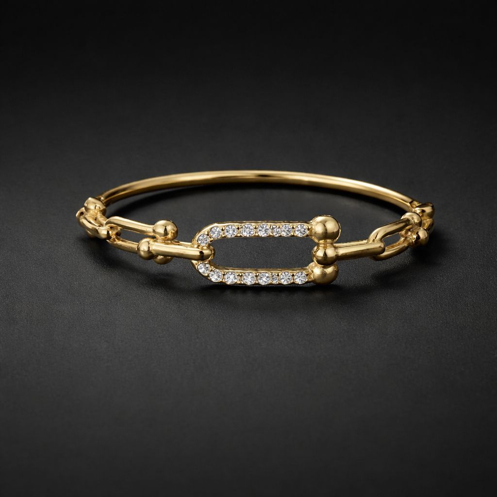 Goldfield link Bracelet in a Clip Design with Zircon Stone